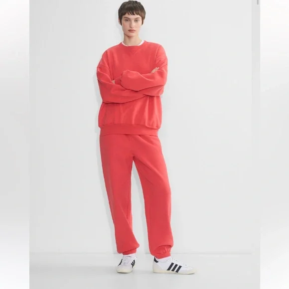 Aritzia Cozy Sweatfleece New Mega Crew, Cherry Red, Small - Picture 2 of 13